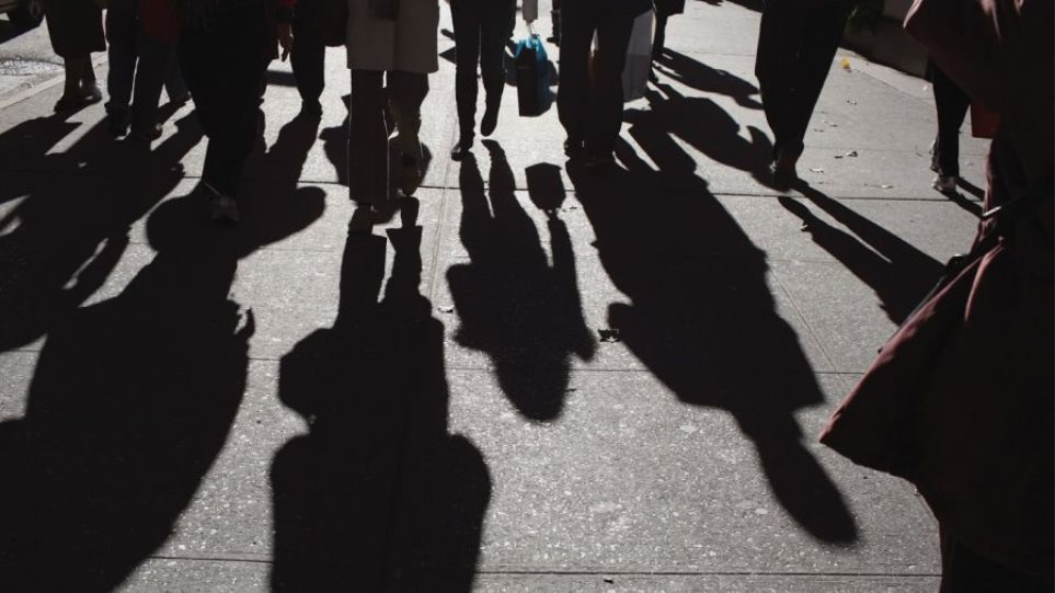 Voucher ανέργων 2.250 ευρώ: Πώς θα γίνει η επιλογή και η πληρωμή