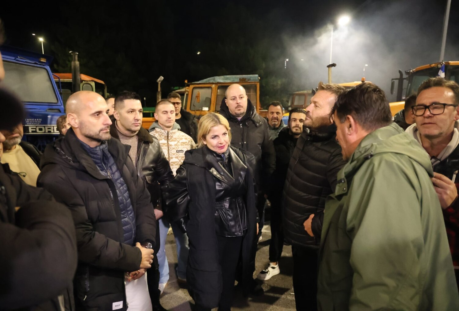 Ο ΣΙΚΑΕΛ στο πλευρό των αγροτών – Επίσκεψη στήριξης και δέσμευσης για συνεχή συμπαράσταση από τους ιδιοκτήτες καταστημάτων εστίασης (φωτ.)