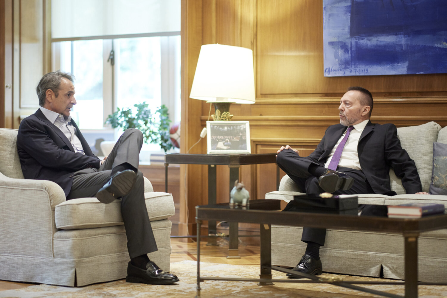 Ανανέωση της θητείας Στουρνάρα προτείνει η κυβέρνηση – Συνάντηση με Μητσοτάκη