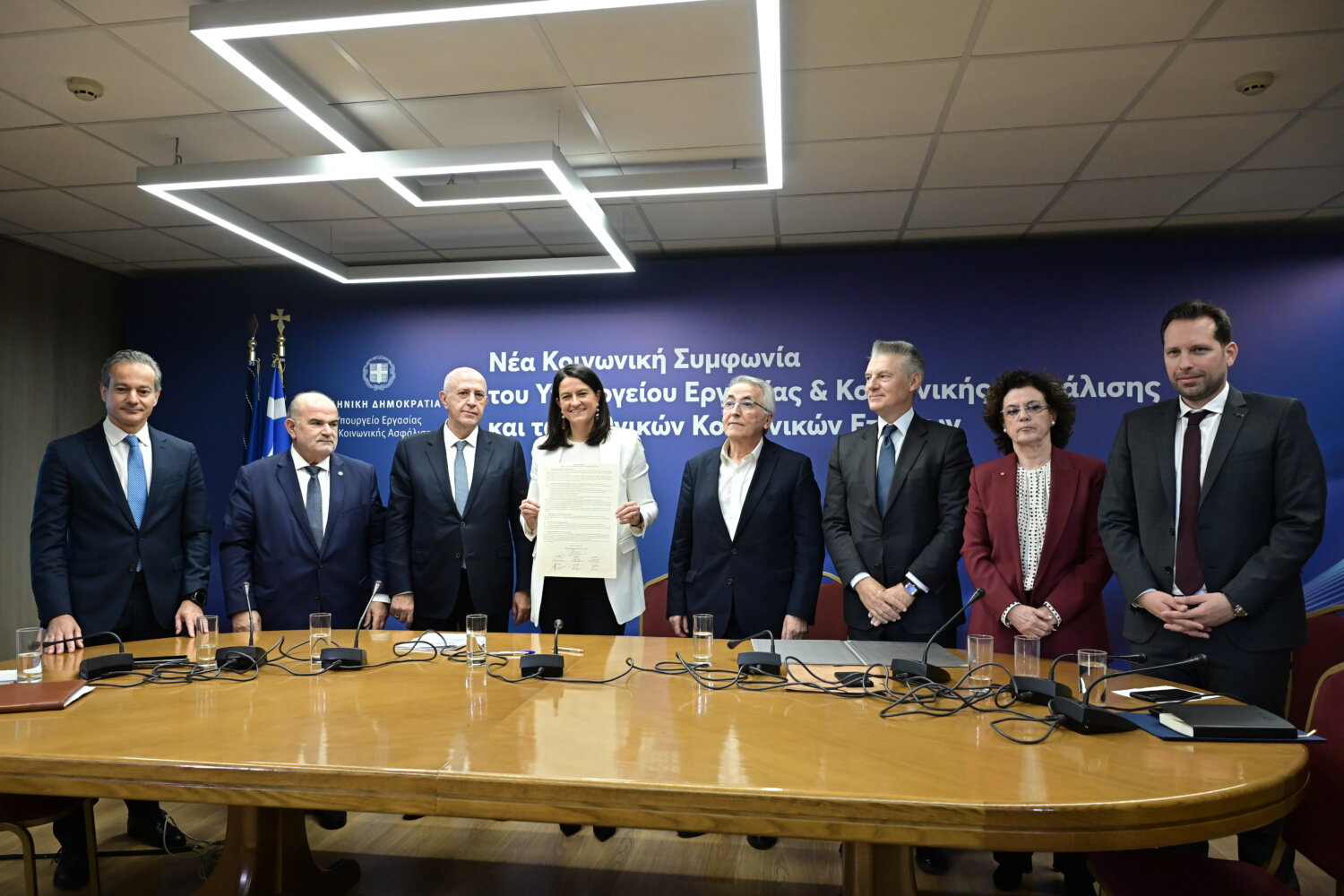 Συλλογικές συμβάσεις εργασίας: Τι κρύβει η νέα συμφωνία – Τα θολά σημεία