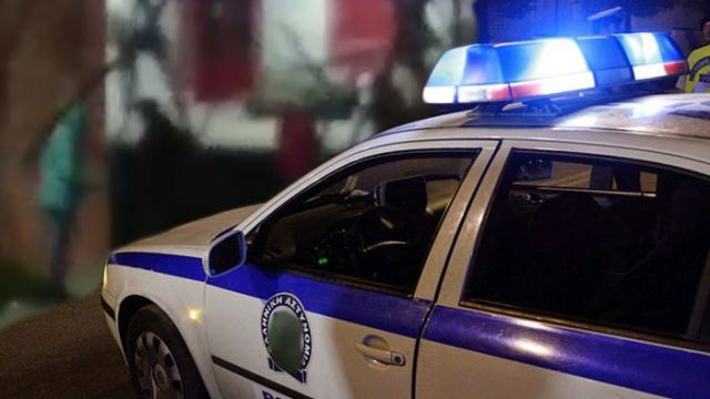 Χαλκίδα: 38χρονος απειλεί σχεδόν καθημερινά τους γονείς του και τους ζητά χρήματα – Έβγαλε και μαχαίρι