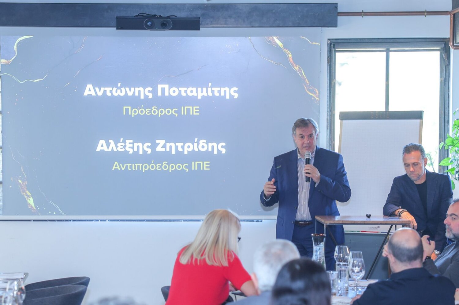 Καταναλωτικές τάσεις στην Ελλάδα: Στροφή στα απαραίτητα και αναζήτηση προσφορών