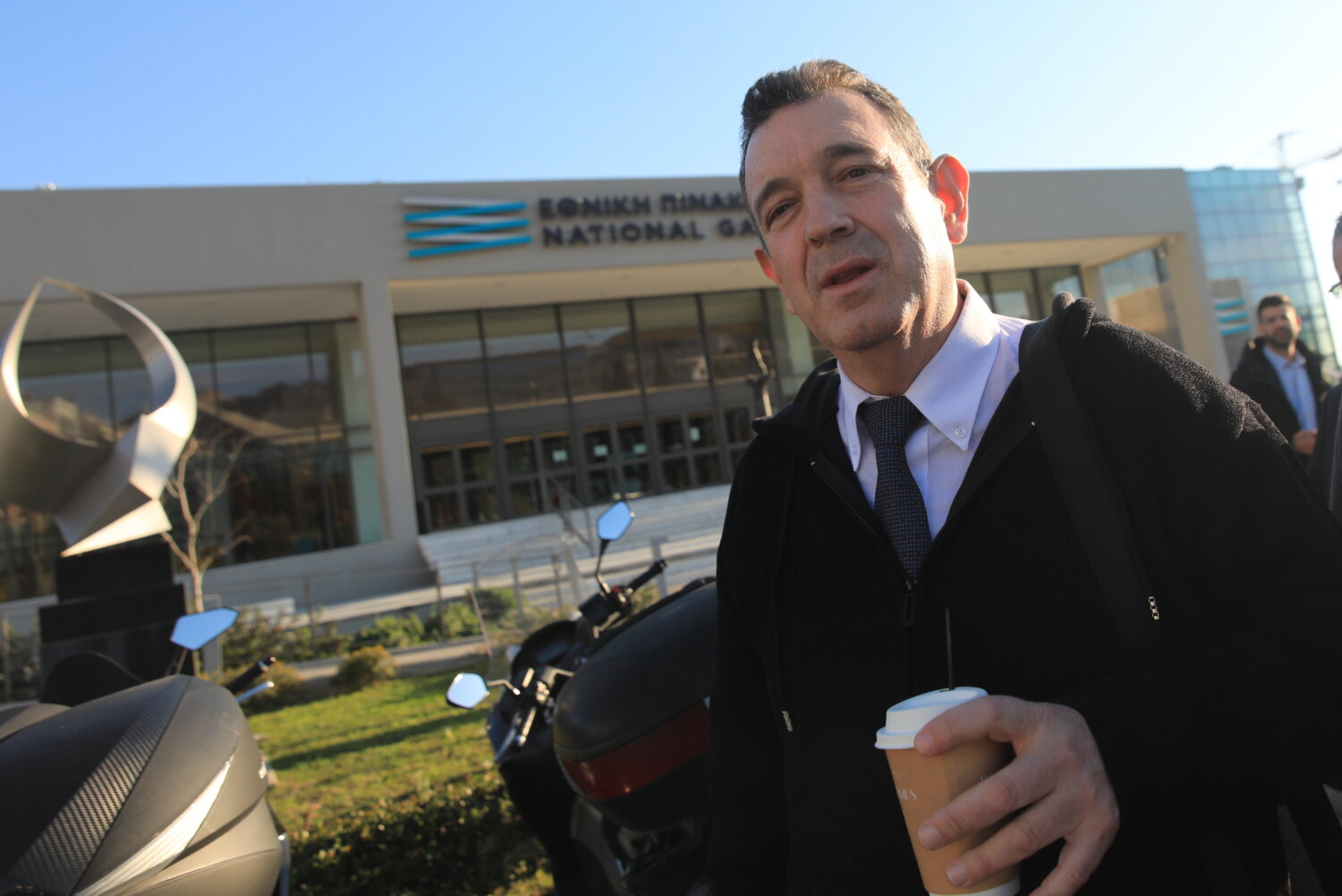 ΝΙΚΗ: Ο Παπαδόπουλος έδρασε αυτοβούλως, εκφραζόμαστε σε θεσμικό πλαίσιο και όχι με αυτοδικίες