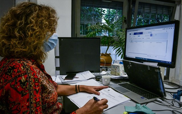 Εφορία: «Λίφτινγκ» στην πάγια πληρωμή για οφειλέτες με χρέη που ξεπερνούν τα 50.000 ευρώ