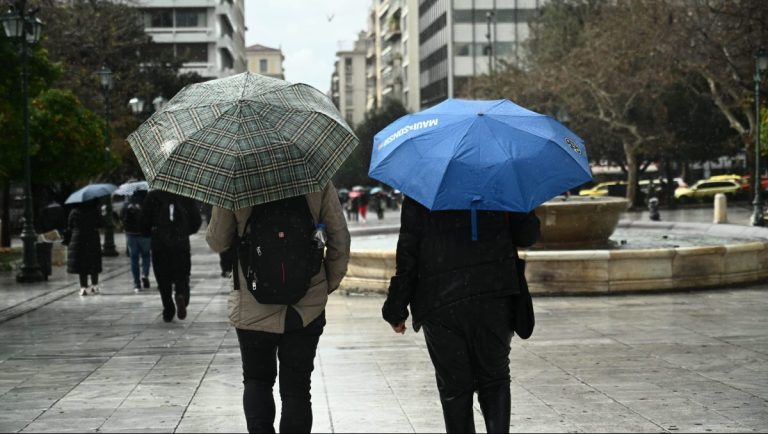Καιρός αύριο: Κακοκαιρίας συνέχεια και την Τρίτη – Σε ποιες περιοχές θα είναι έντονα τα φαινόμενα