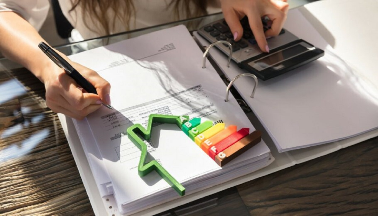 Μπαίνει στην «πρίζα» το νέο «Εξοικονομώ» – Ποιες είναι οι μεγάλες αλλαγές