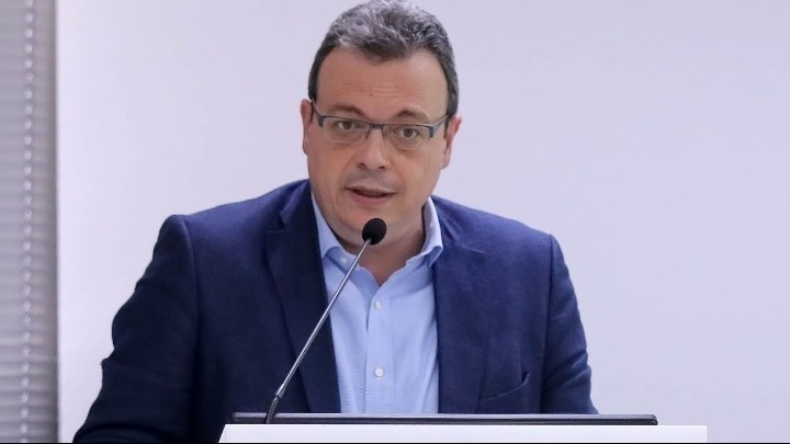 Φάμελλος: Επισκέφθηκε τον Ευαγγελισμό – Ενημερώθηκε για την υγεία του Αρχιεπισκόπου Αλβανίας Αναστάσιου