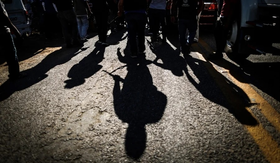 Το 61% των νοικοκυριών δηλώνει πως «μόλις τα βγάζει πέρα»