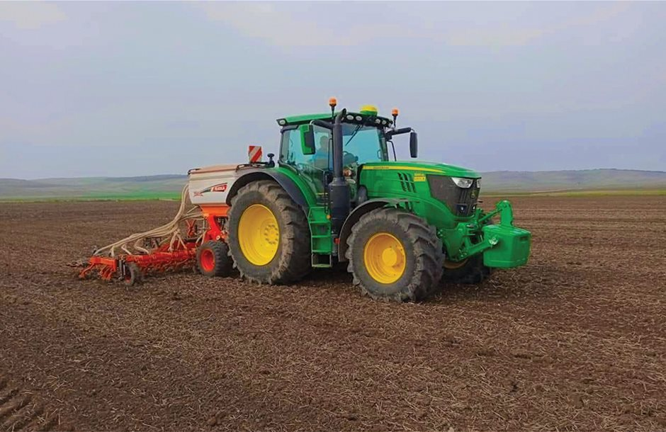 Εφάπαξ 20.000 ευρώ σε μικρές εκμεταλλεύσεις πριν τις εκλογές 2027