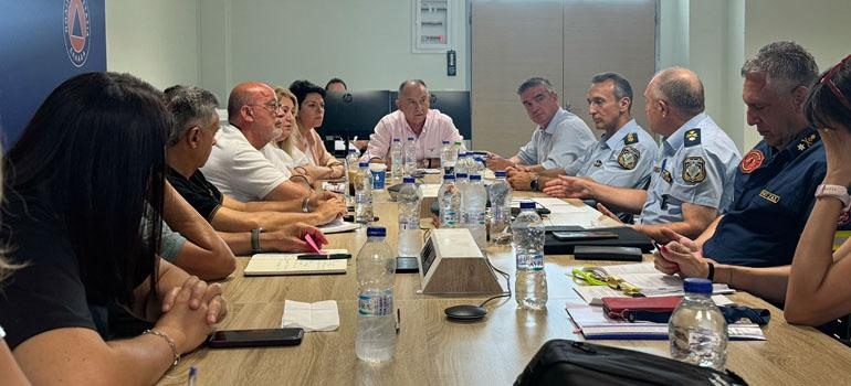 Σύσκεψη του υφυπουργού, Χρήστου Κέλλα στην Περιφέρεια Θεσσαλίας, για την τήρηση των μέτρων κατά της ευλογιάς. Πλήρης απαγόρευση μετακινήσεων σε ζώα