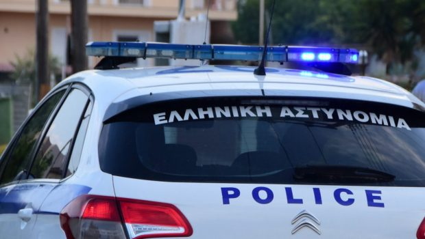 Καμένα Βούρλα: Θρίλερ με την δολοφονία ηλικιωμένης – Έρευνες από το υλικό στις κάμερες ασφαλείας