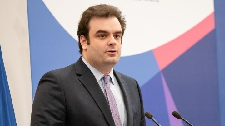 Πιερρακάκης: Περίπου 300.000 οι επικείμενες διαγραφές αιώνιων φοιτητών