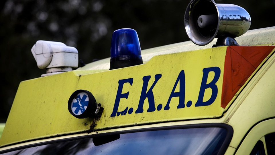 Τραγωδία στο Δραγώγι Ανδρίτσαινας – Τροχαίο με δύο αδέρφια, νεκρός ο ένας