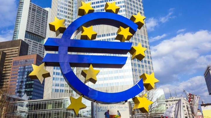 ΕΚΤ: Προτάσεις για ενιαία τραπεζική αγορά και ασφάλιση καταθέσεων