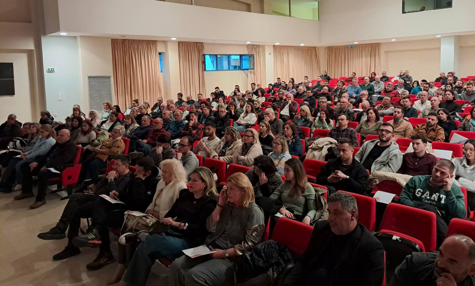 Απόλυτα επιτυχημένο το σεμινάριο της ΕΦΕΕΛ για τη φορολογία των αγροτών (φωτ.)