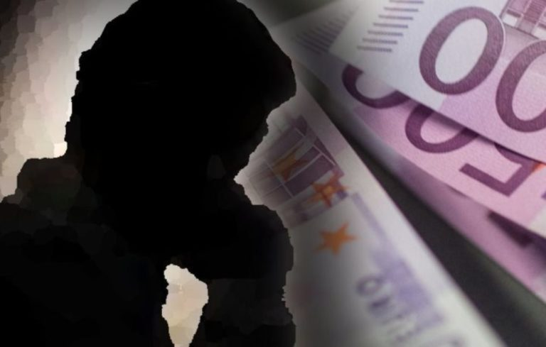 Εξιχνιάστηκε απάτη – Της απέσπασαν 9.000 και κοσμήματα για δήθεν χειρουργείο συγγενή της