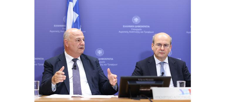 Σήμερα η πληρωμή προκαταβολής της βασικής ενίσχυσης για τους αγρότες –Στα 3,7 δισ. ευρώ οι εθνικοί και ευρωπαϊκοί πόροι στον πρωτογενή τομέα για το 2025