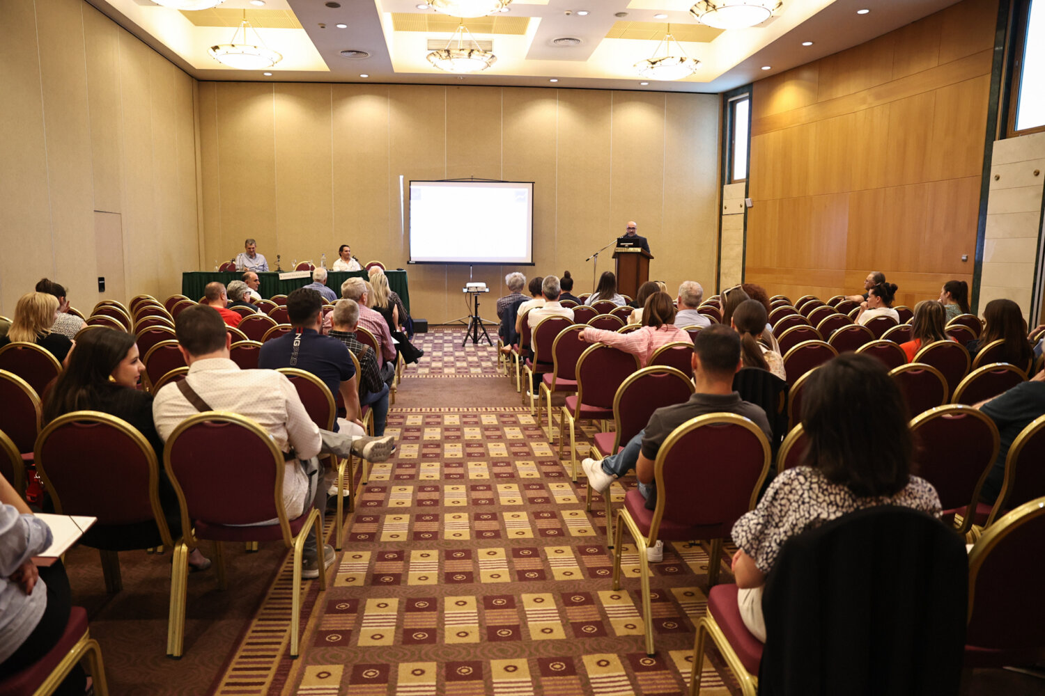 Ενημερωτικά σεμινάρια από το ΠΤ Θεσσαλίας του Οικονομικού Επιμελητηρίου