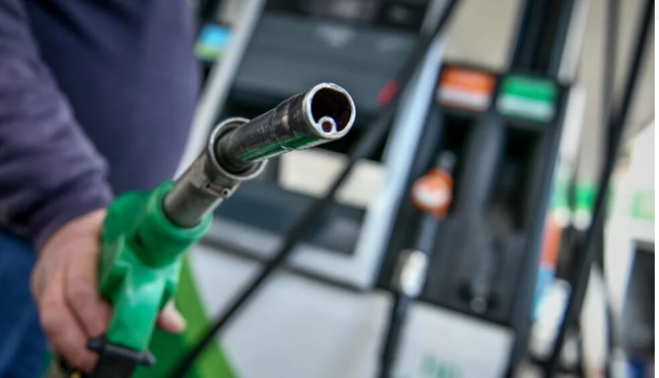 Με εντολή Βουρλιώτη δεσμεύτηκαν τα περιουσιακά στοιχεία πέντε εταιρειών πετρελαιοειδών