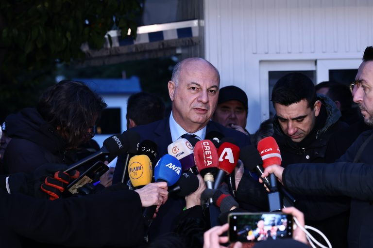 Ολοκληρώθηκε η συνάντηση με τους αγρότες στο Μέγαρο Μαξίμου – «Αναλυτική και παραγωγική» τη χαρακτήρισε ο Κ. Τσιάρας